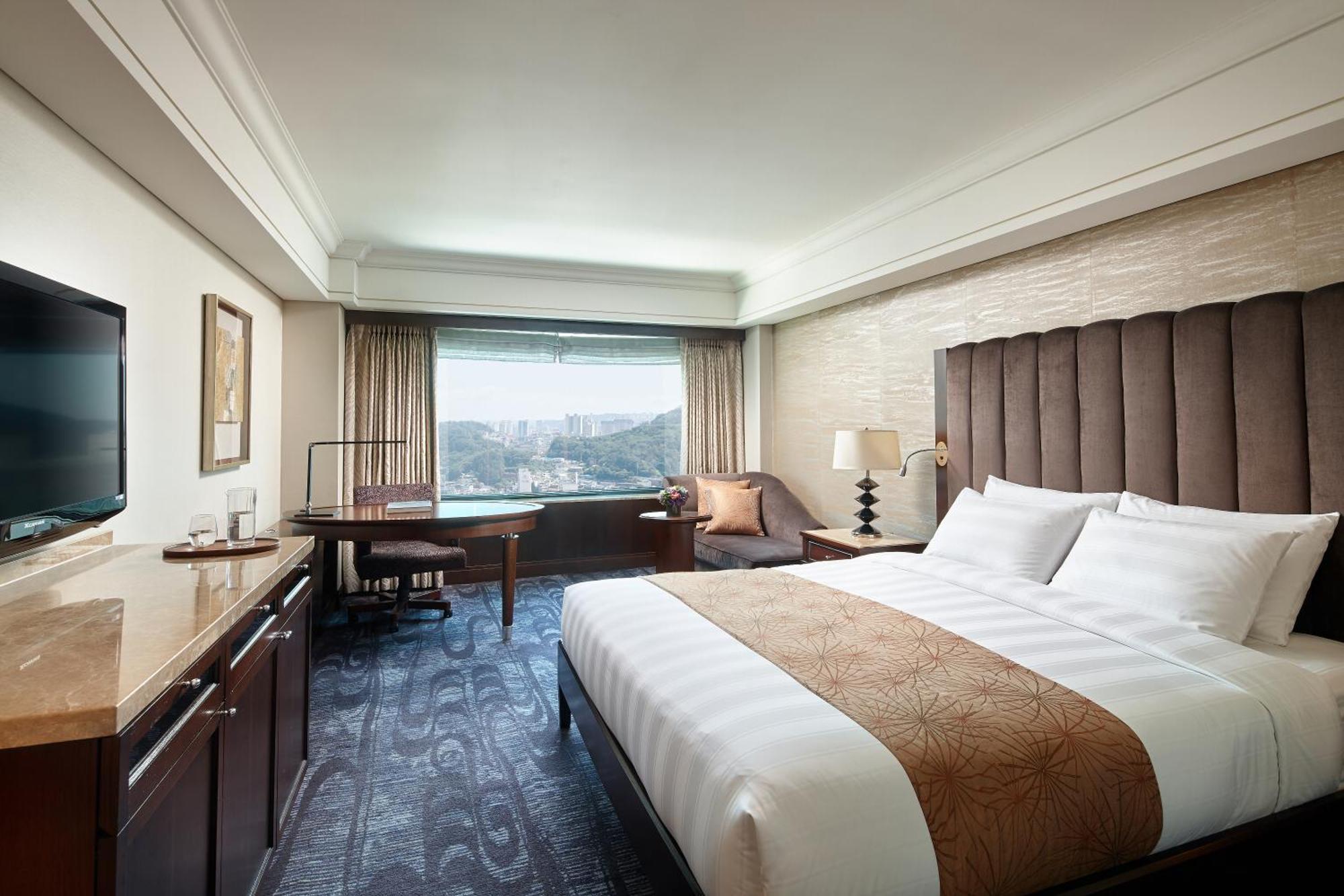 Lotte Hotel Busan Bagian luar foto